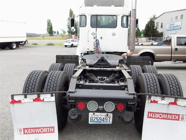 2009 KENWORTH T800B 