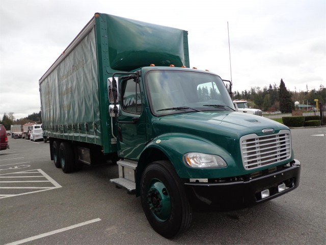 2007 FREIGHTLINER BUSINESS CLASS M2 106 