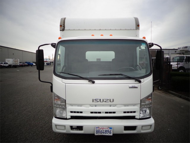 2009 ISUZU NPR HD 