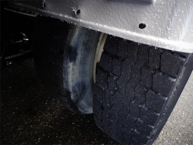 2001 INTERNATIONAL 4700LP 