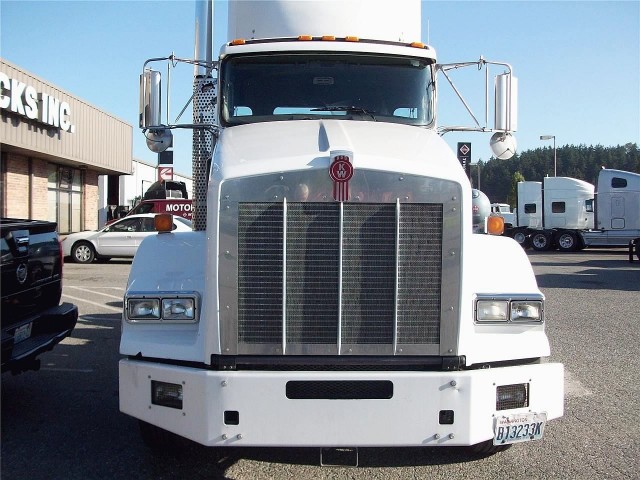 2009 KENWORTH T800B 