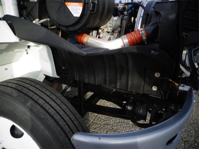 2005 INTERNATIONAL 4300 