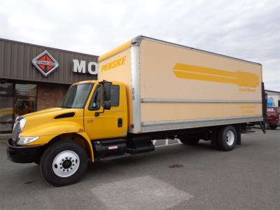 2007 INTERNATIONAL 4300 