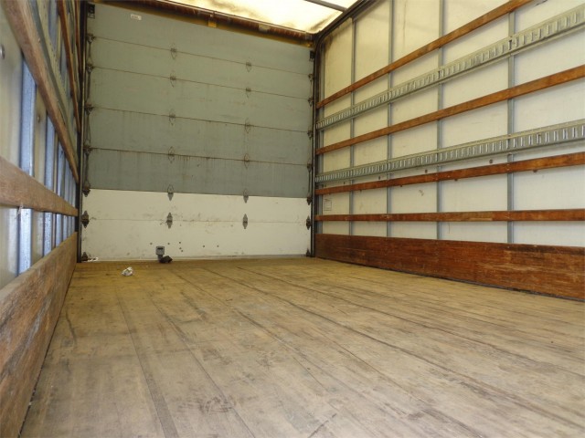 2007 INTERNATIONAL 4300 