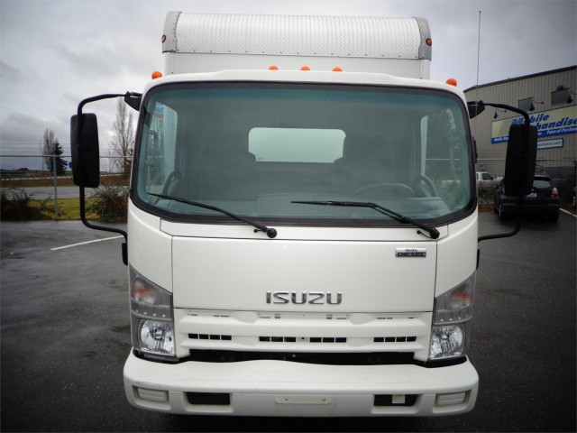 2009 ISUZU NPR HD 