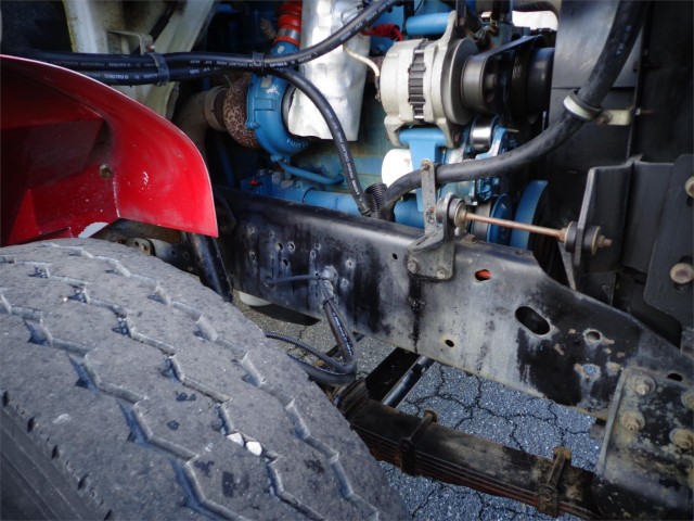 1999 INTERNATIONAL 4700 