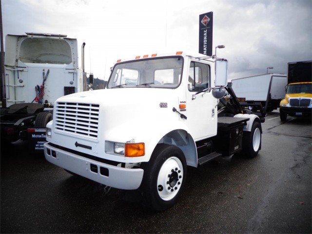 2001 INTERNATIONAL 4700LP 