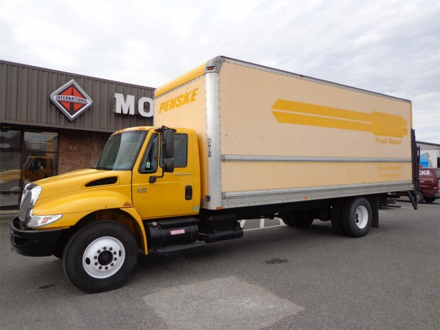 2007 INTERNATIONAL 4300 